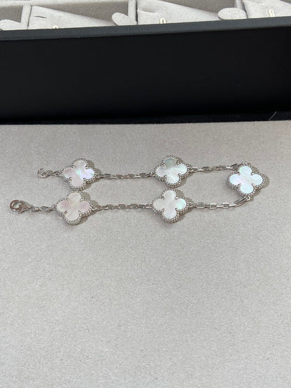 [⭐Reverie Jewels]CLOVER WHITE PEARL MOP 5 MOTIF BRACELET COLLECTION