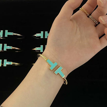 [Reverie Jewels]T WIDE TURQUOISE OPEN BRACELET