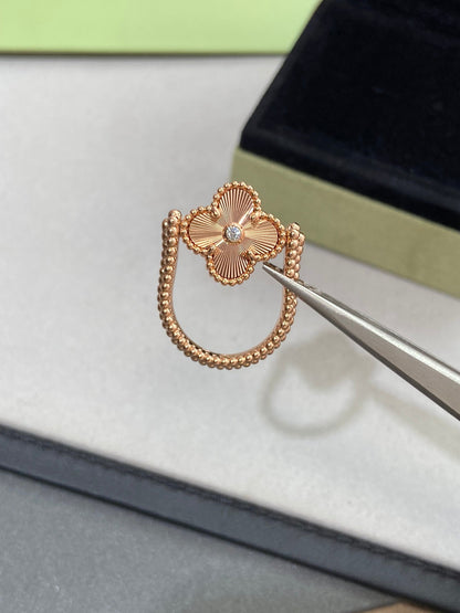 [⭐Reverie Jewels]CLOVER RIVERSIBLE ROSE GOLD RING