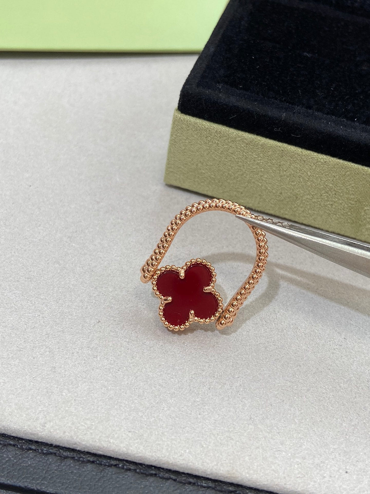 [⭐Reverie Jewels]CLOVER RIVERSIBLE ROSE GOLD RING