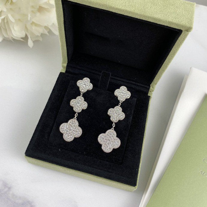 [⭐Reverie Jewels]CLOVER 3 MOTIF DIAMOND SILVER DROP EARRINGS