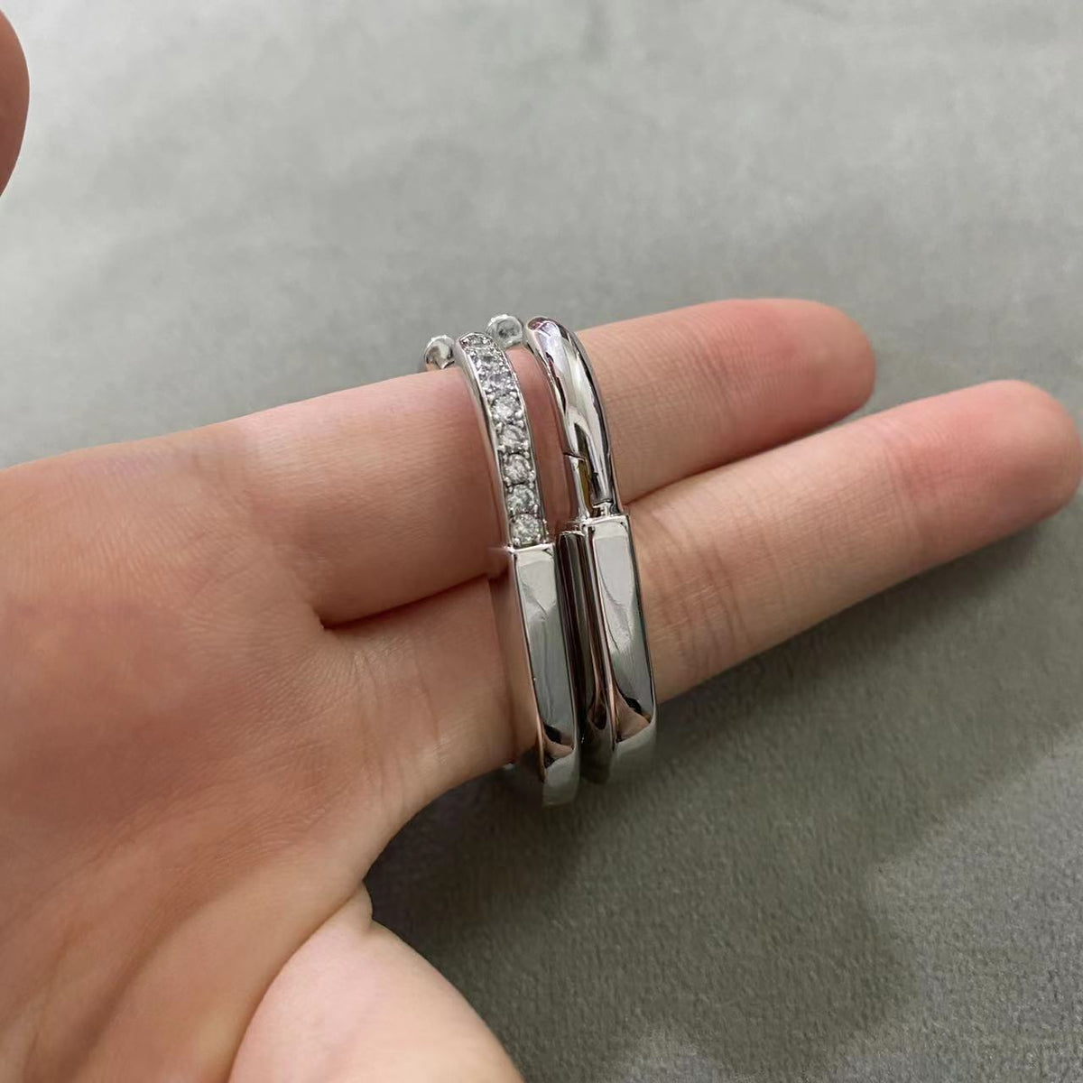 [Reverie Jewels]LOCK MEDIUM DIAMNOND EARRINGS