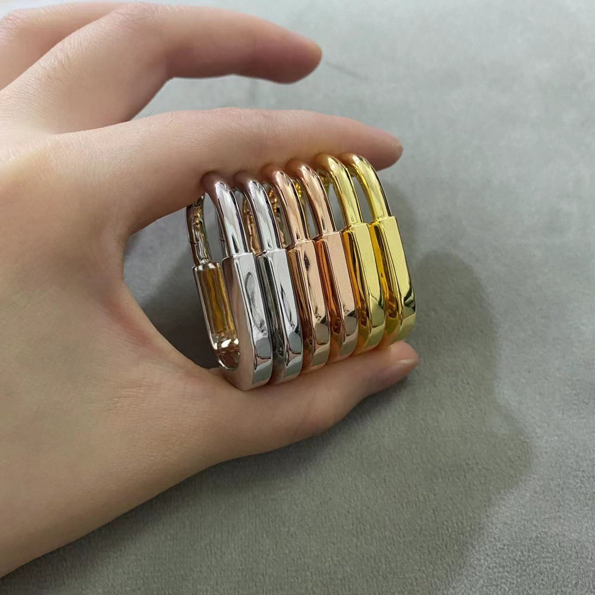 [Reverie Jewels]LOCK MEDIUM EARRINGS