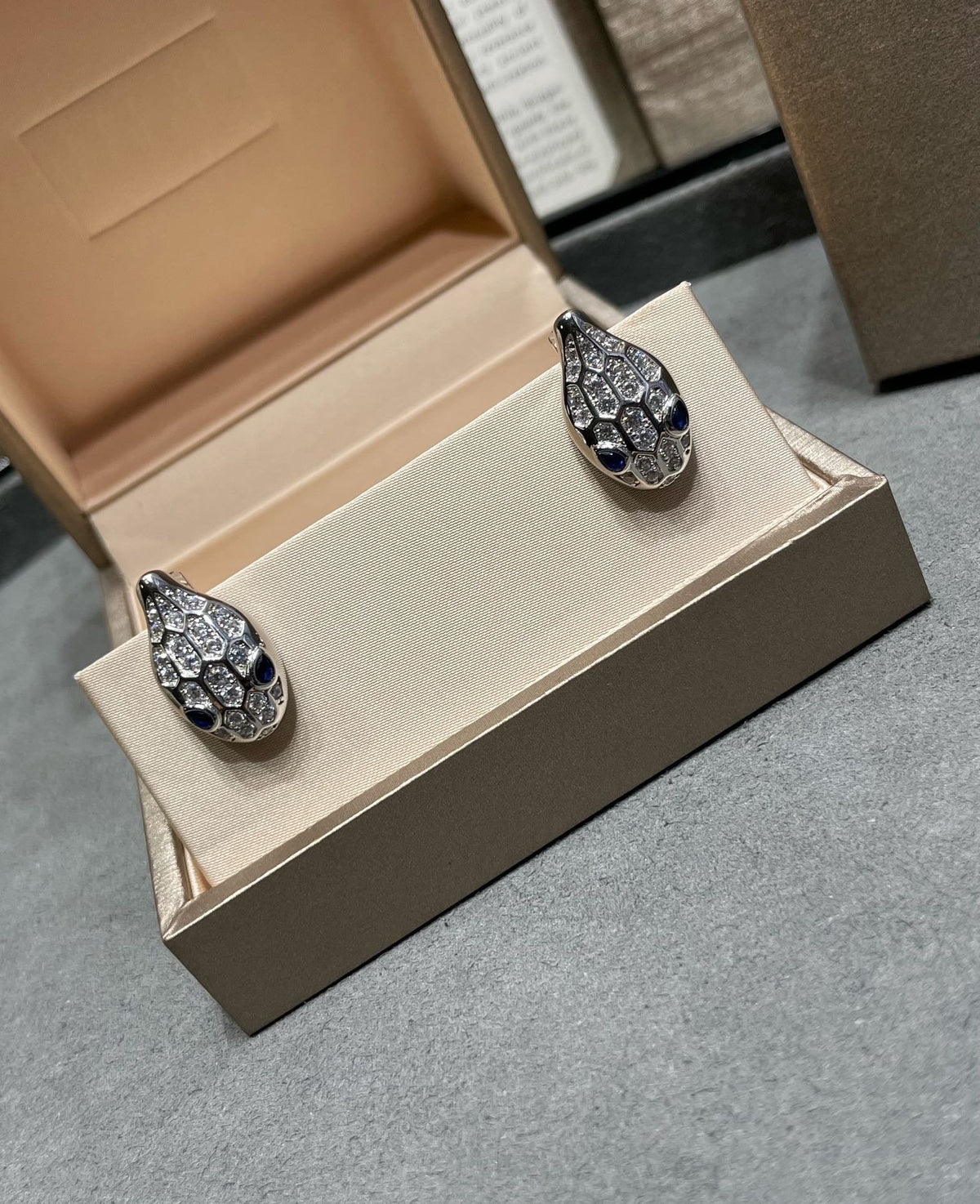 [⭐Reverie Jewels]SERPENT DIAMOND STUD EARRINGS