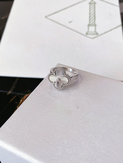 [⭐Reverie Jewels]CLOVER SILVER RING