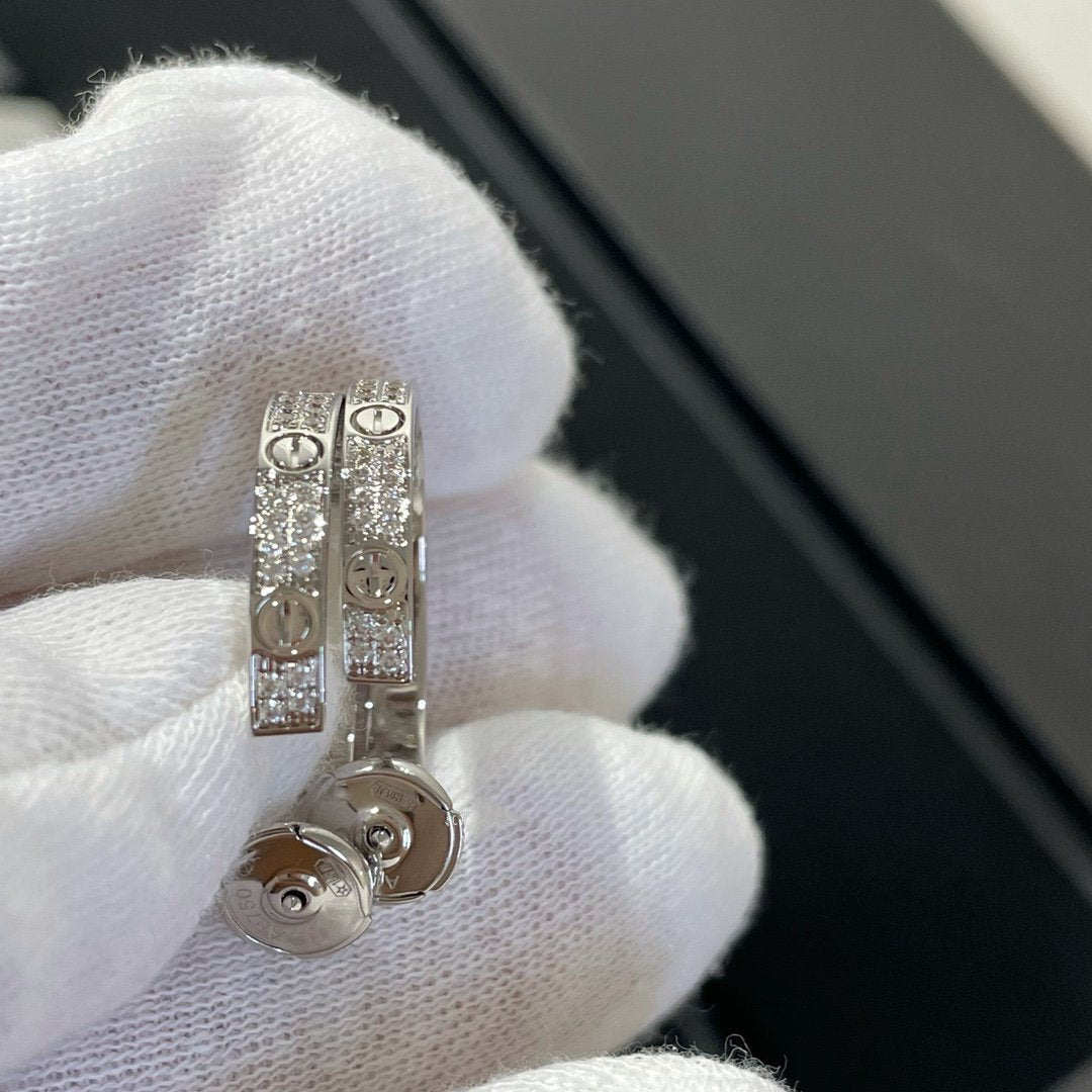 [⭐Reverie Jewels]LOVE DIAMOND SILVER HOOP EARRINGS