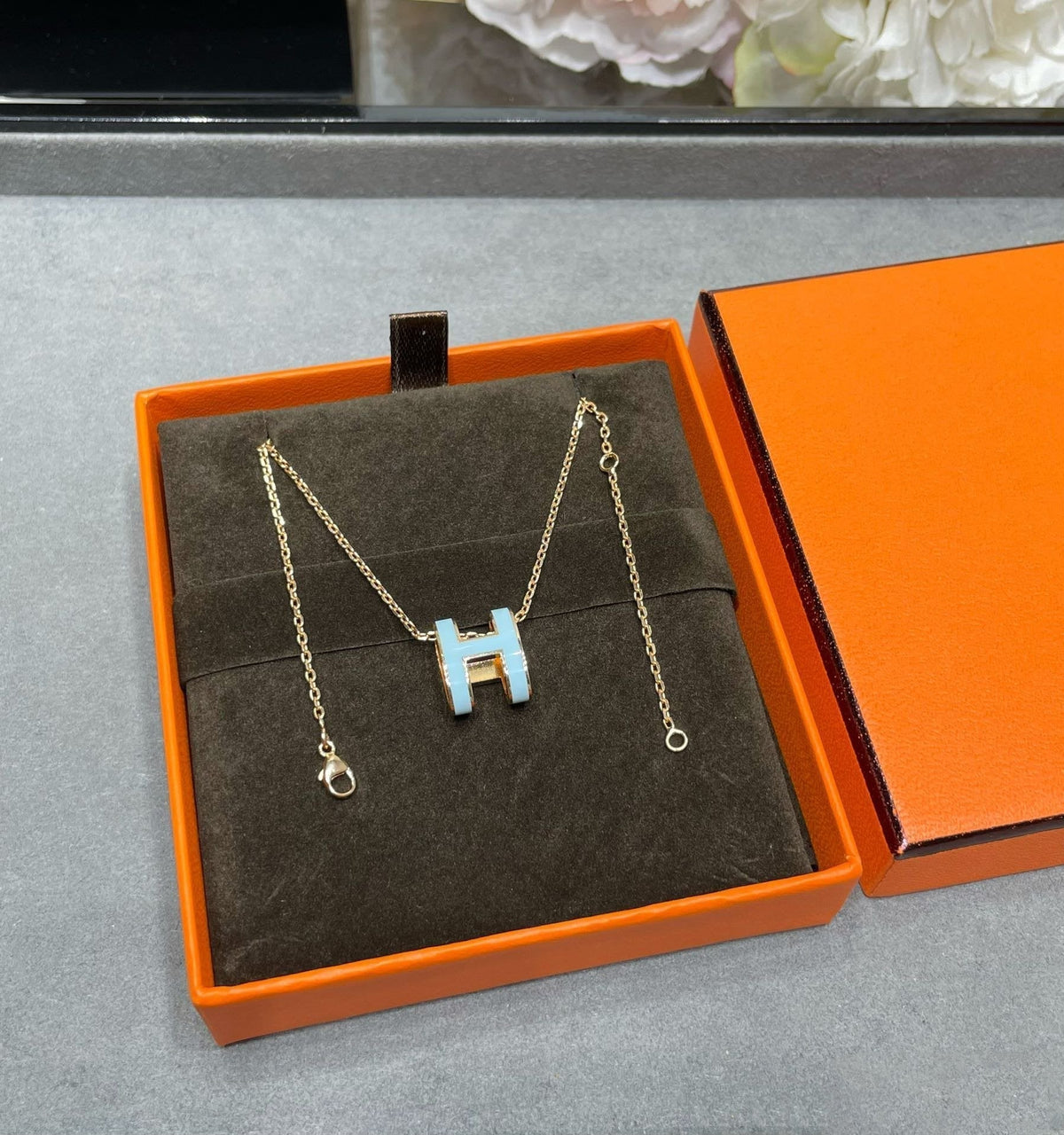 [⭐Reverie Jewels]POP H SKY BLUE NECKLACE