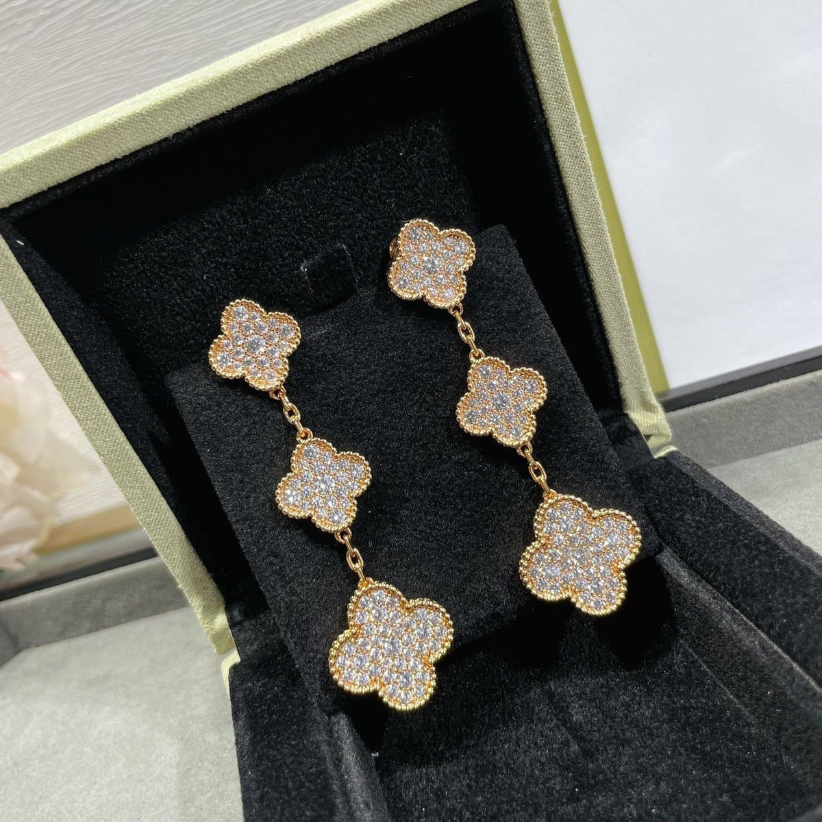 [⭐Reverie Jewels]CLOVER 3 MOTIFS DIAMOND PAVED ROSE GOLD EARRINGS