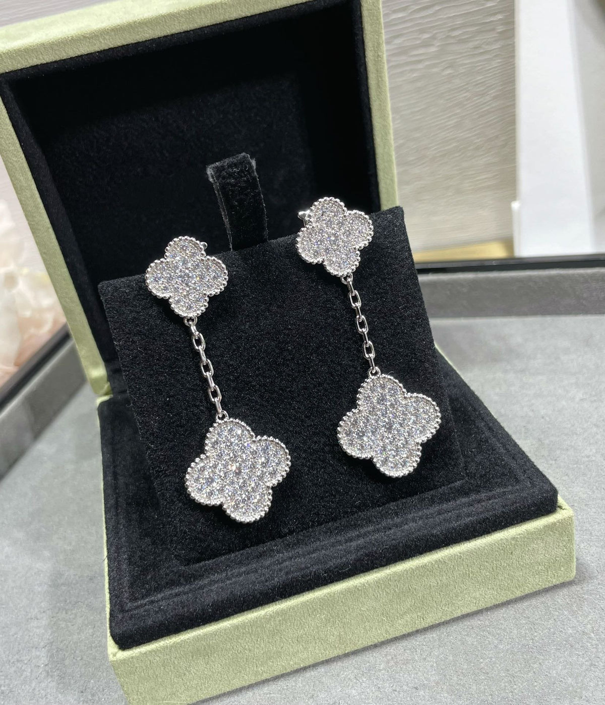 [⭐Reverie Jewels]CLOVER 2 MOTIFS DIAMOND PAVED SILVER EARRINGS