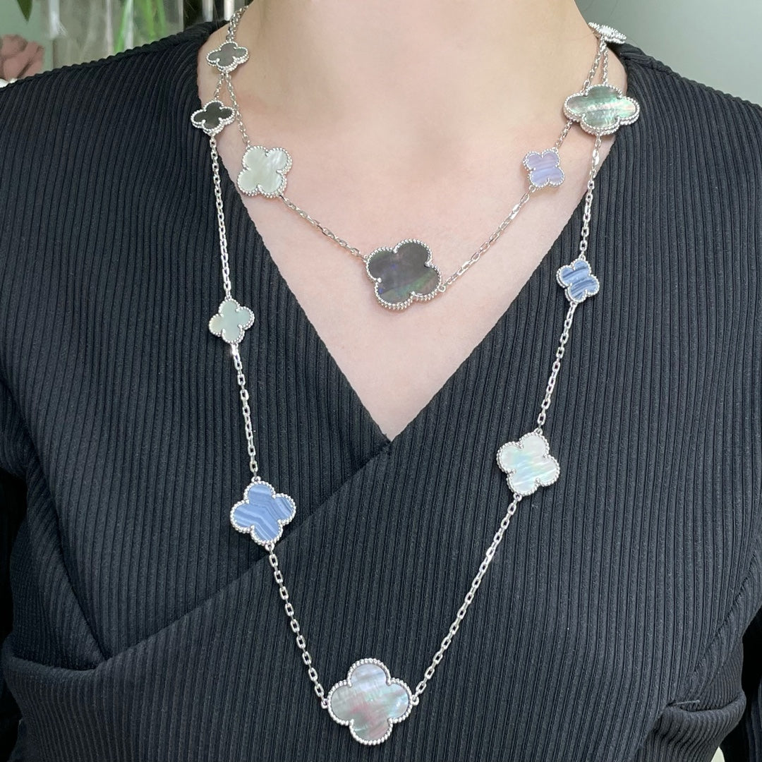 [⭐Reverie Jewels]CLOVER 16 MOTIF CHALCEDONY MOP SILVER NECKLACE