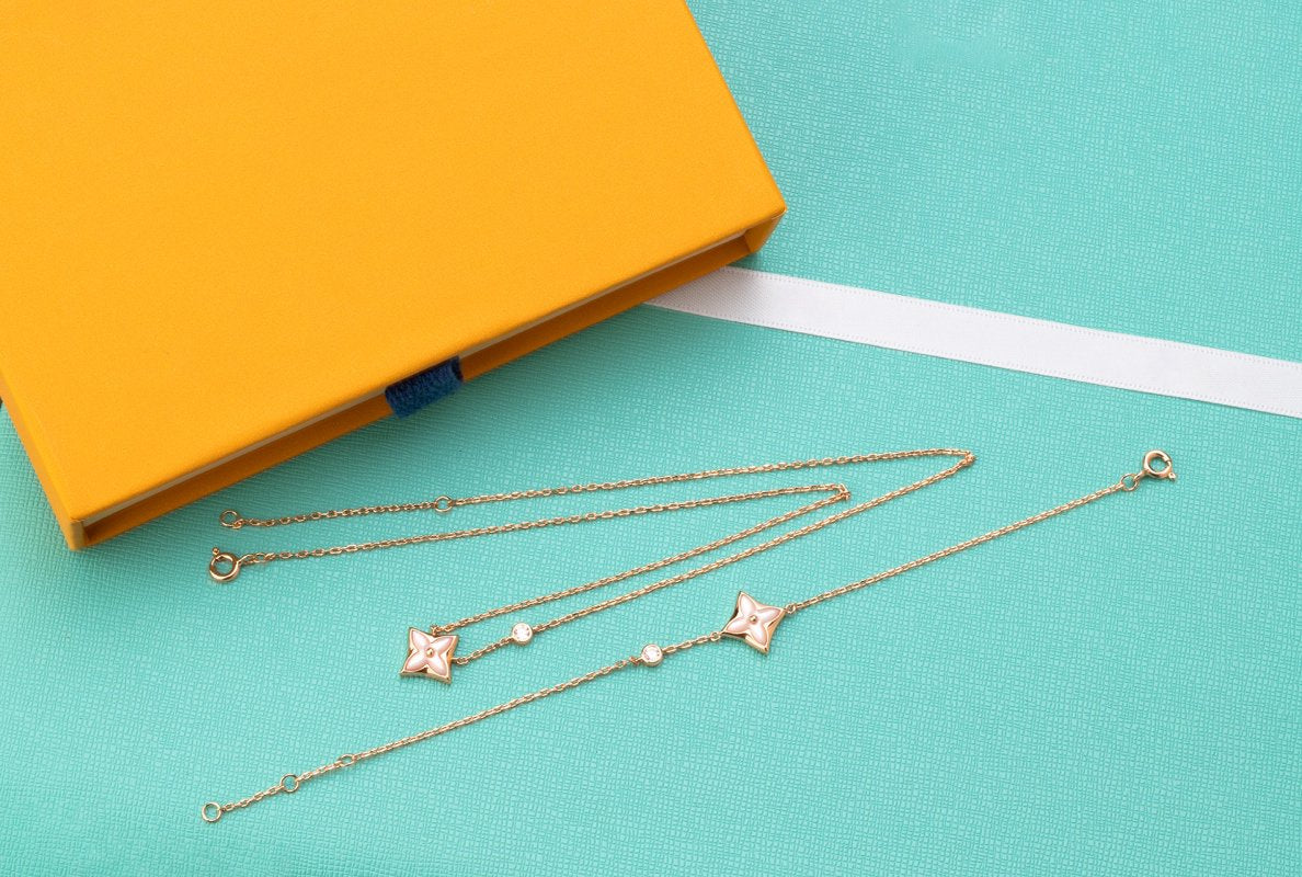 [⭐Reverie Jewels]STAR PINK MOP 1 DIAMOND PINK GOLD NECKLACE
