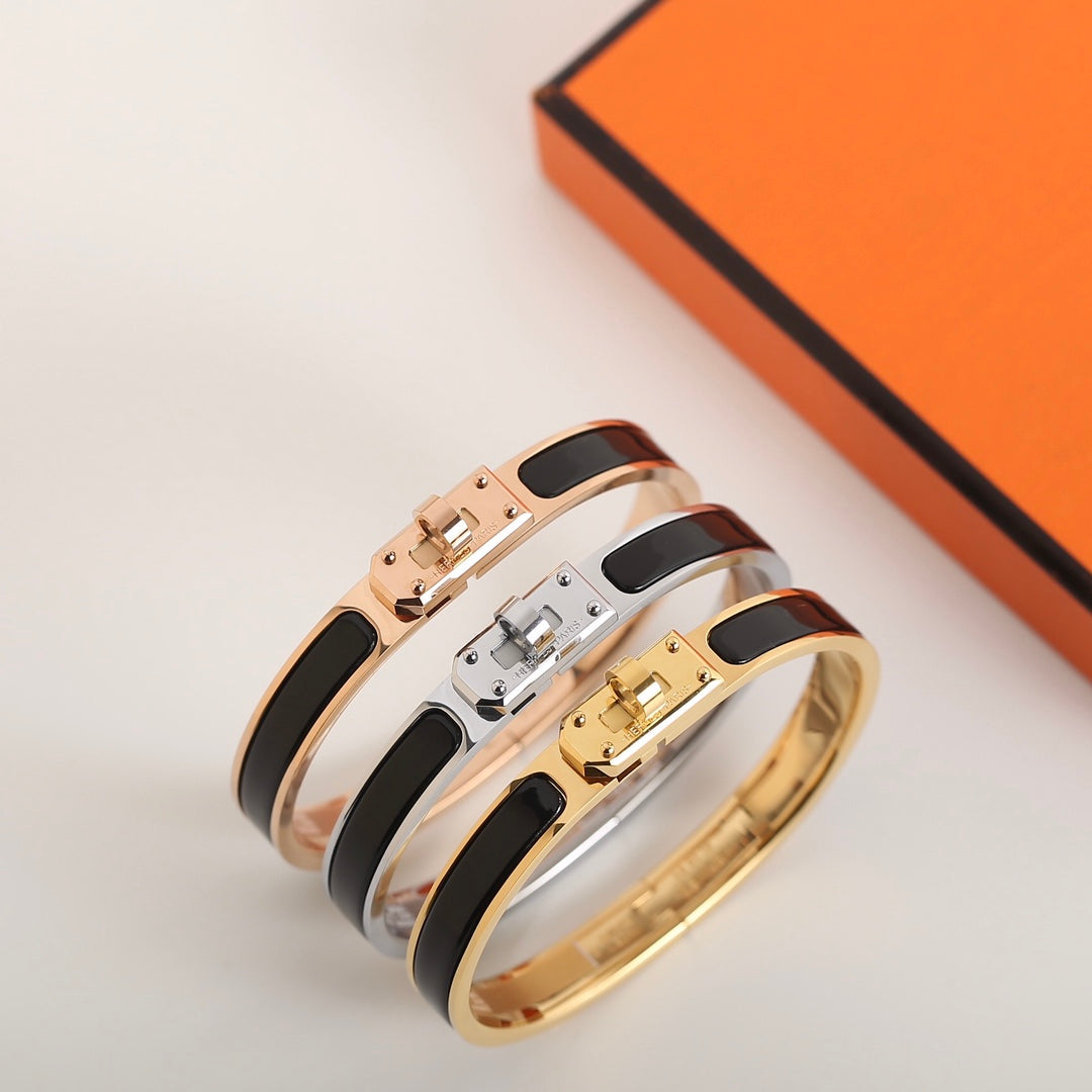 [⭐Reverie Jewels]HM KELLY BLACK BRACELET