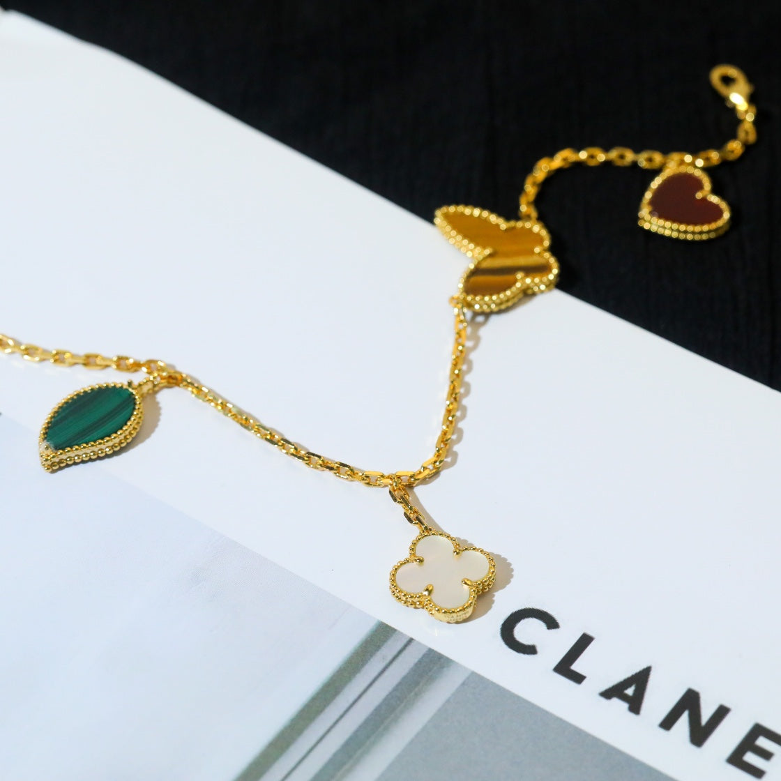 [⭐Reverie Jewels]LUCKY SPRING 5 MOTIF GOLD BRACELET