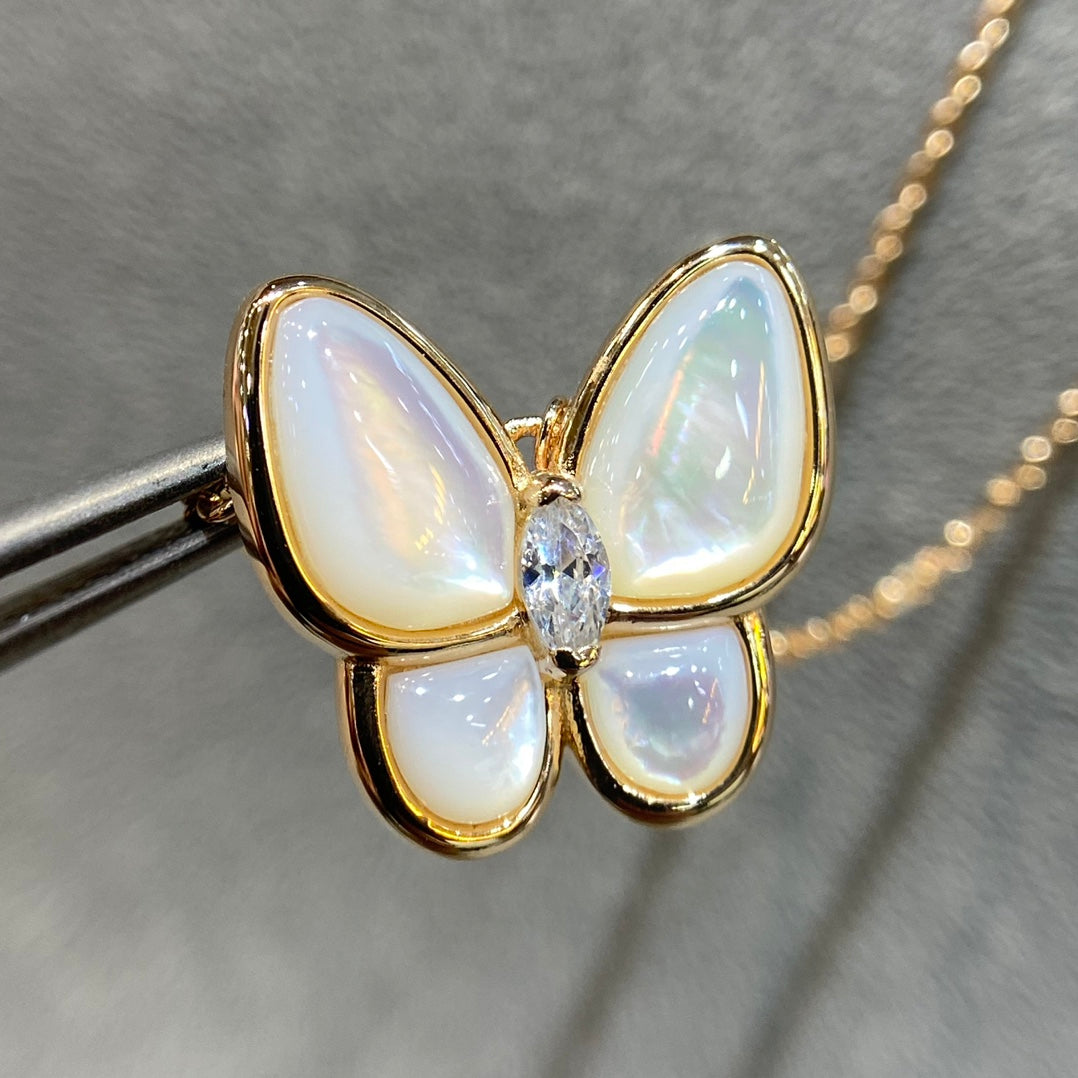 [⭐Reverie Jewels]BUTTERFLY MOP DIAMOND NECKLACE