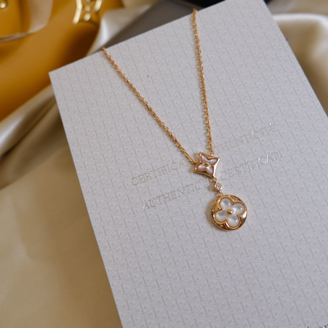 [⭐Reverie Jewels]STAR AND SUN WHITE MOP 2 MOTIF PINK GOLD NECKLACE