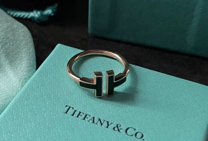 [Reverie Jewels]T SMALL ONYX PINK GOLD RING
