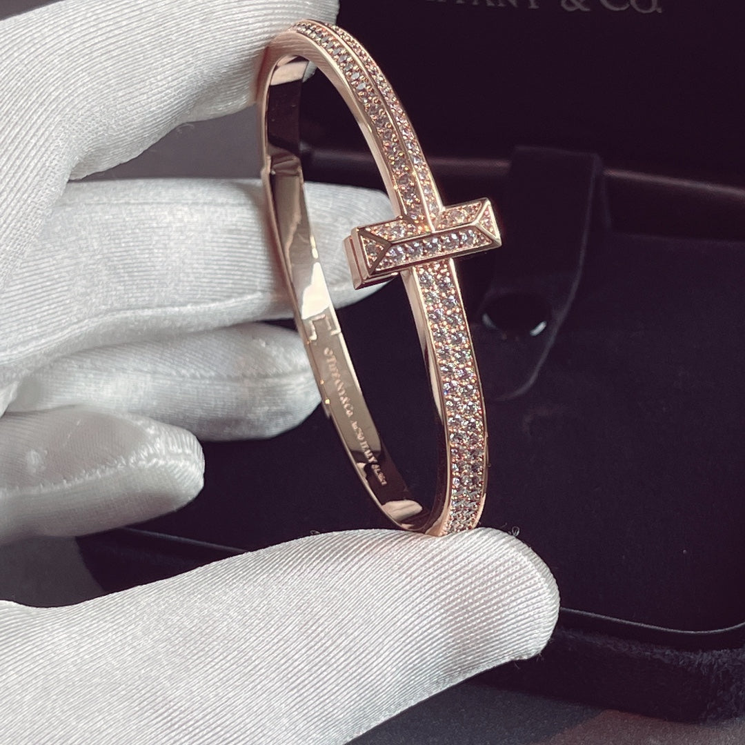 [Reverie Jewels]T1 WIDE HINGED BANGLE DIAMOND PAVED BRACELET
