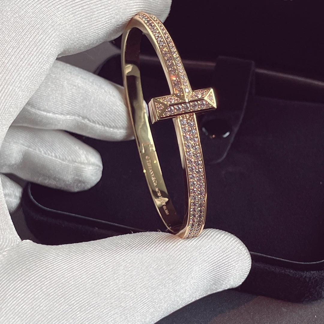 [Reverie Jewels]T1 WIDE HINGED BANGLE DIAMOND PAVED BRACELET