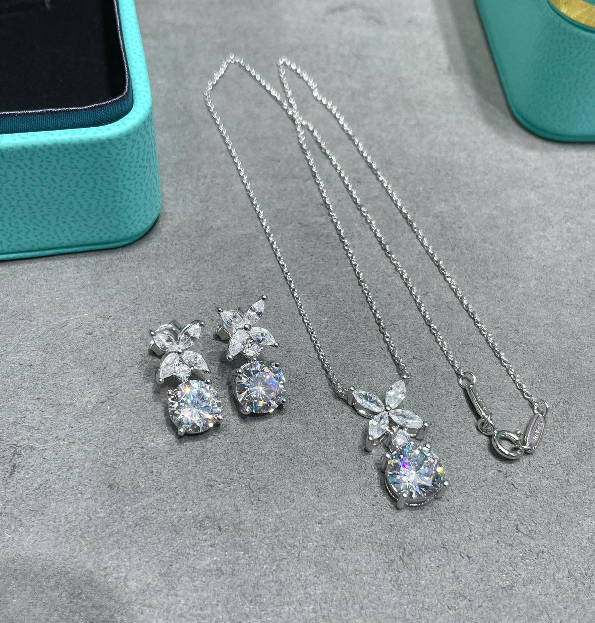 [Reverie Jewels]VICTORIA PENDANT SILVER DIAMOND NECKLACE