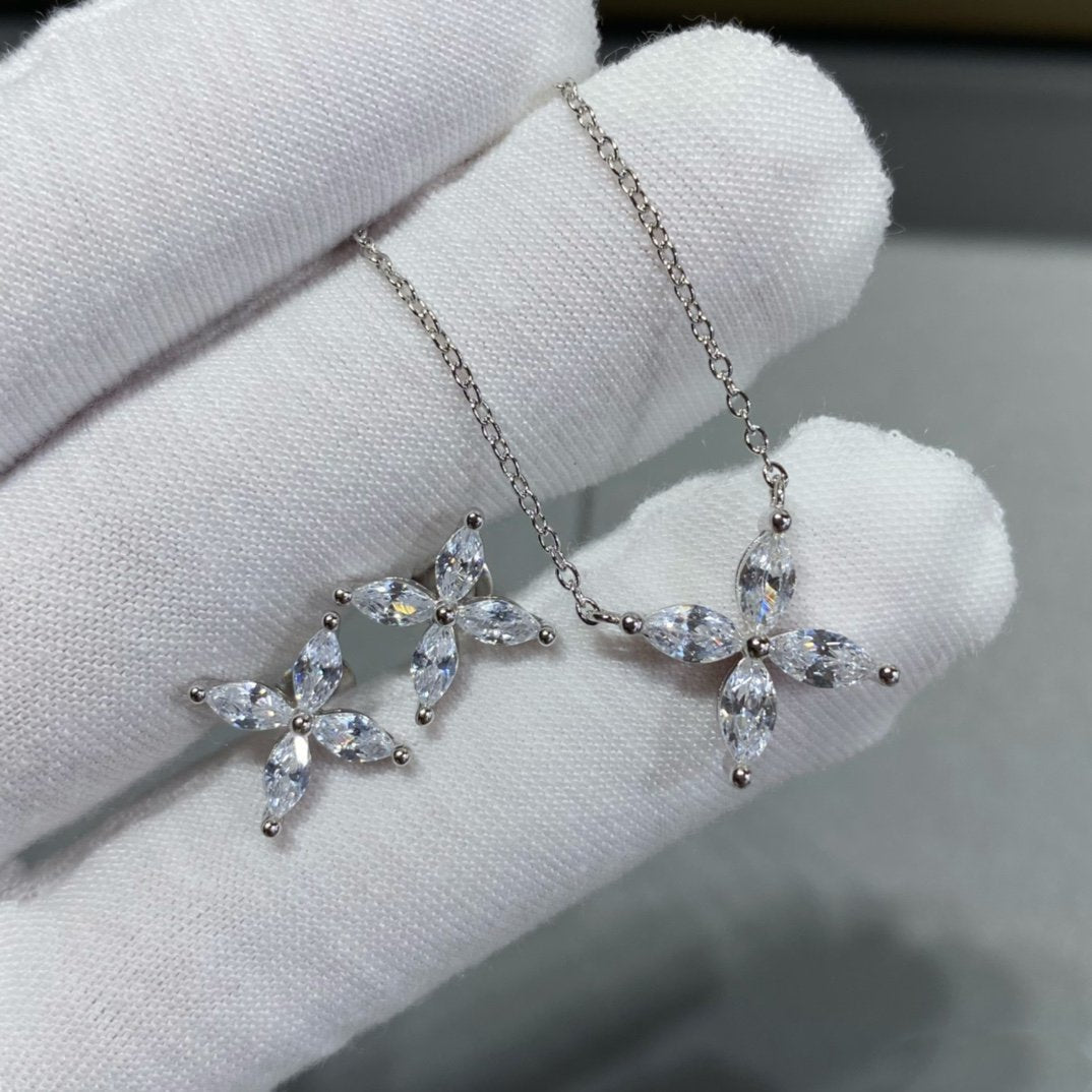 [Reverie Jewels]VICTORIA SILVER DIAMOND STUD MINI EARRINGS