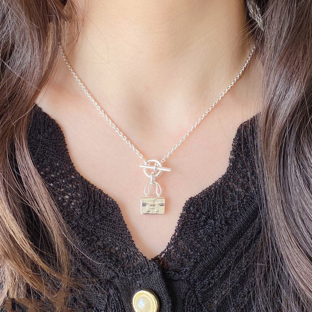 [⭐Reverie Jewels]CONSTANCE PEDANT SILVER NECKLACE
