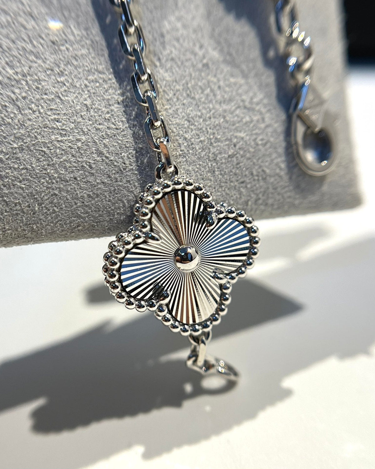 [⭐Reverie Jewels] CLOVER 5 MOTIF LASER BRACELET COLLECTION