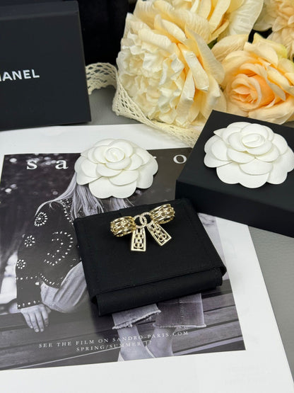 [⭐Reverie Jewels]25K Hollow Bow Brooch