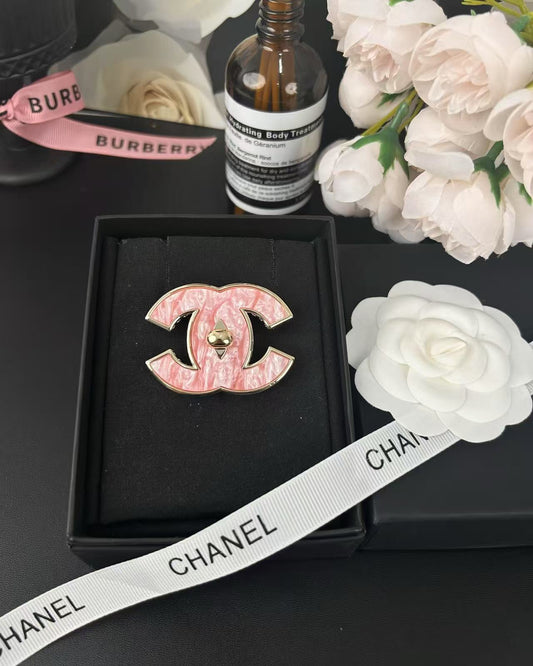 [⭐Reverie Jewels]Pink Resin Classic Brooch 5cm