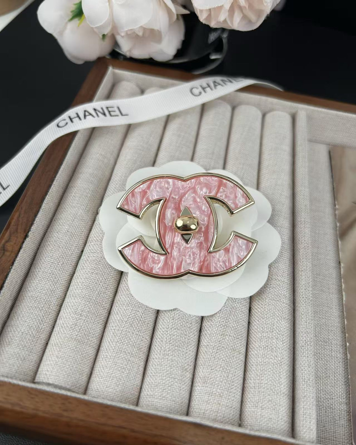 [⭐Reverie Jewels]Pink Resin Classic Brooch 5cm