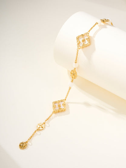 [⭐Reverie Jewels]B.C.L ENAMELED Three-Flower Bracelet（Trumpet)