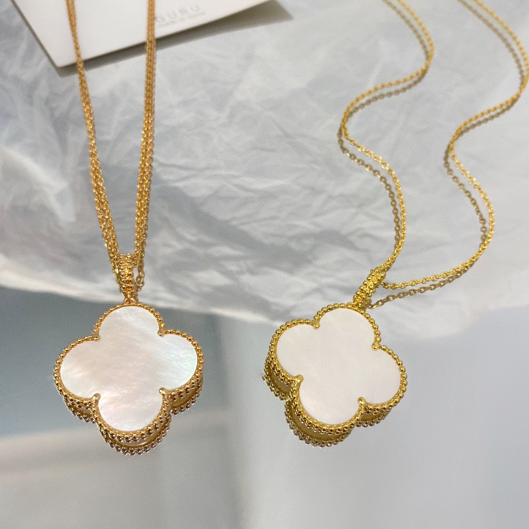 [⭐Reverie Jewels]CLOVER 25MM MOP LARGE PENDANT NECKLACE