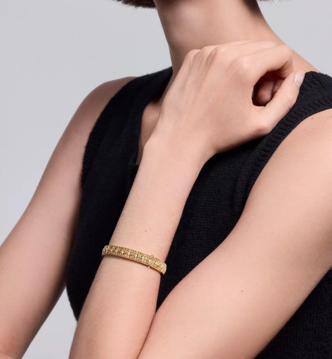 [⭐Reverie Jewels]2026 WOVEN-PATTERN BRACELET SET WITH FULL DIAMOND INLAY THREE-COLORS