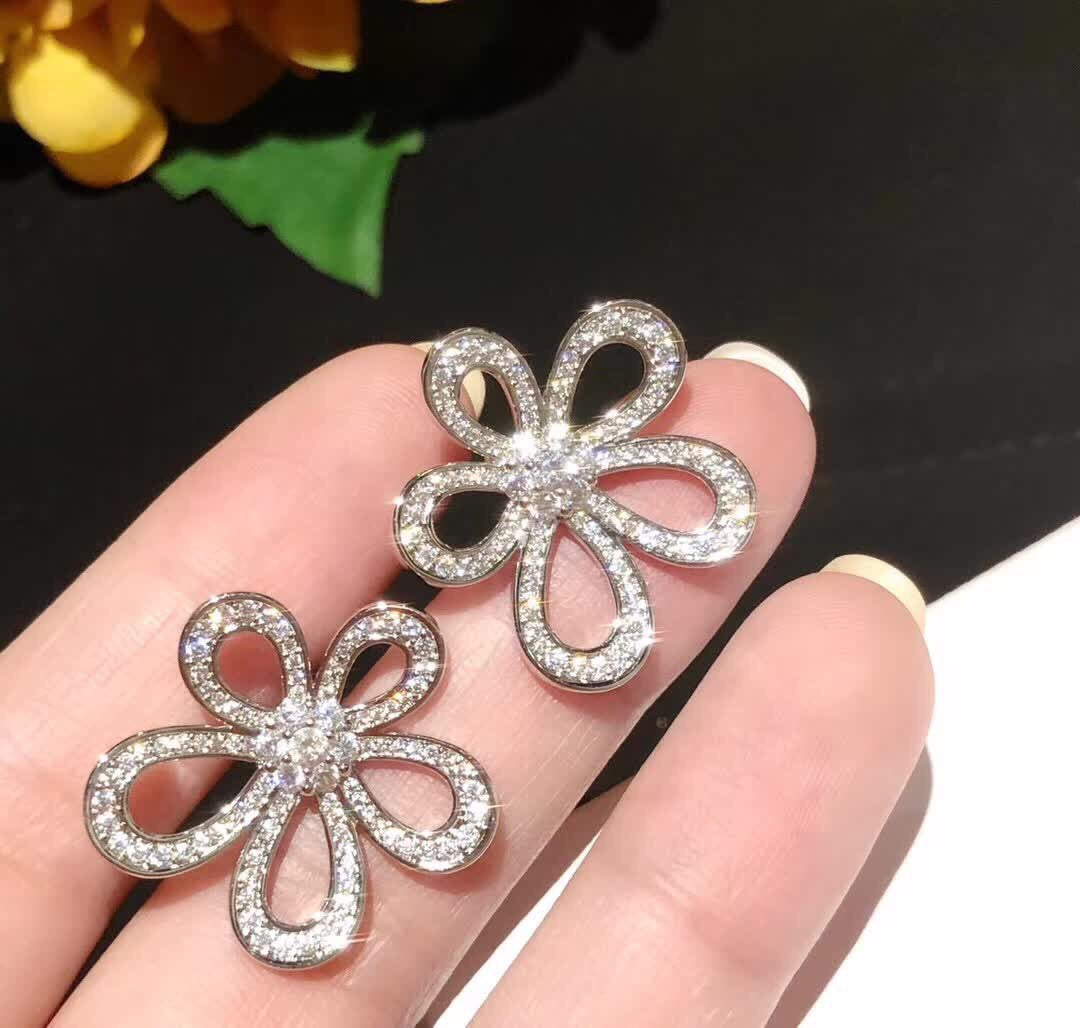 [⭐Reverie Jewels]FLOWERLACE EARRINGS FULL DIAMONDS