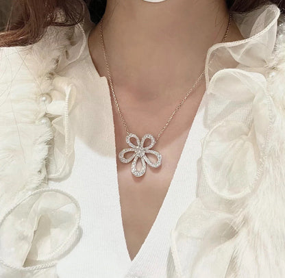[⭐Reverie Jewels]FLOWERLACE NECKLACE FULL DIAMONDS