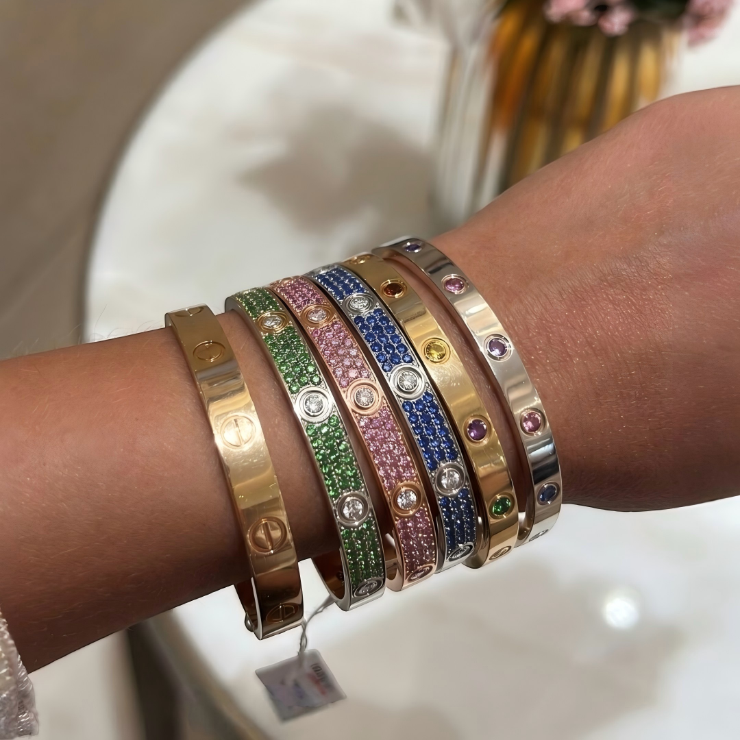 [⭐Reverie Jewels]2026 PAVE GEMSTONE LOVE BRACELET 6.1MM 10 DIAMONDS
