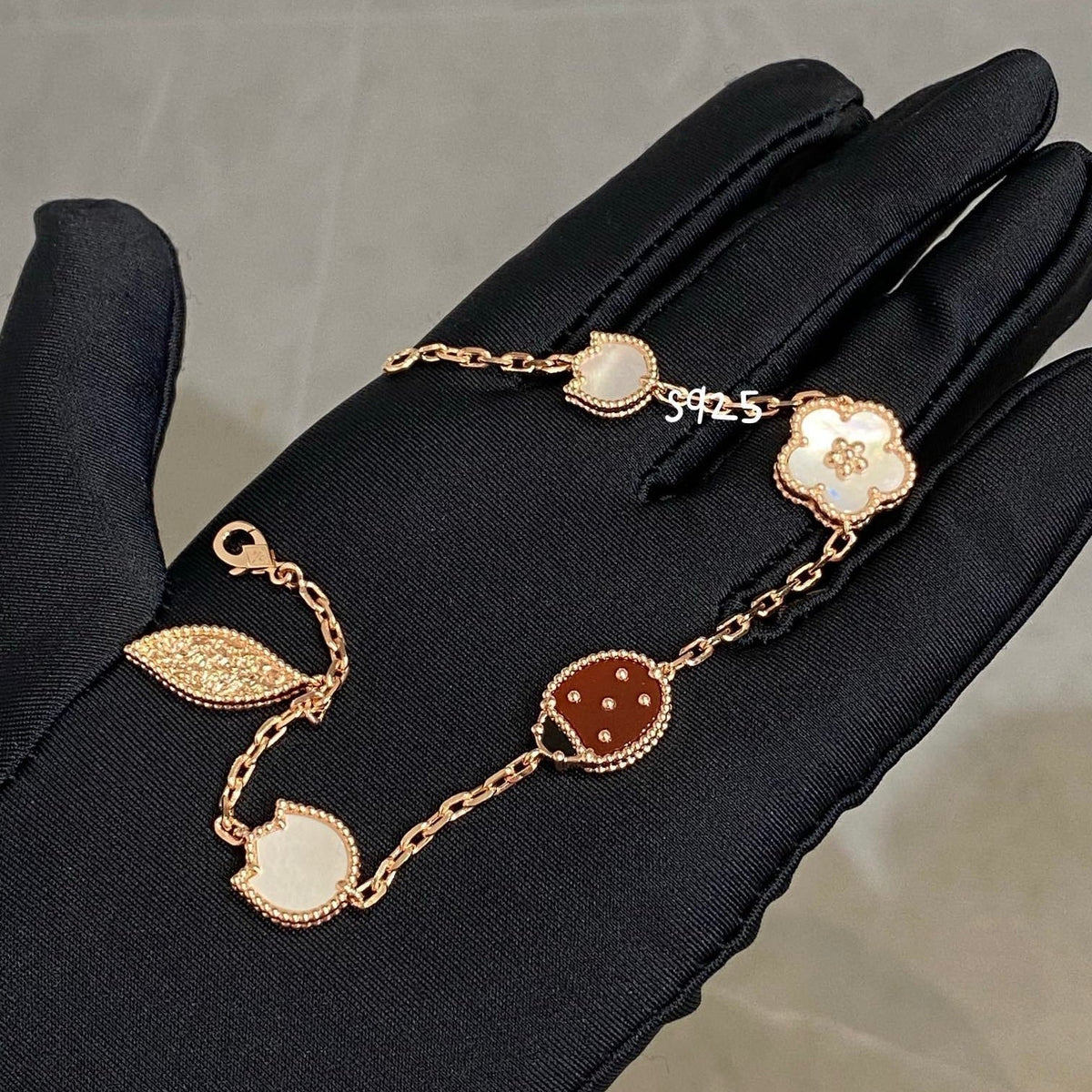 [⭐Reverie Jewels]LUCKY SPRING 5 MOTIF BRACELET