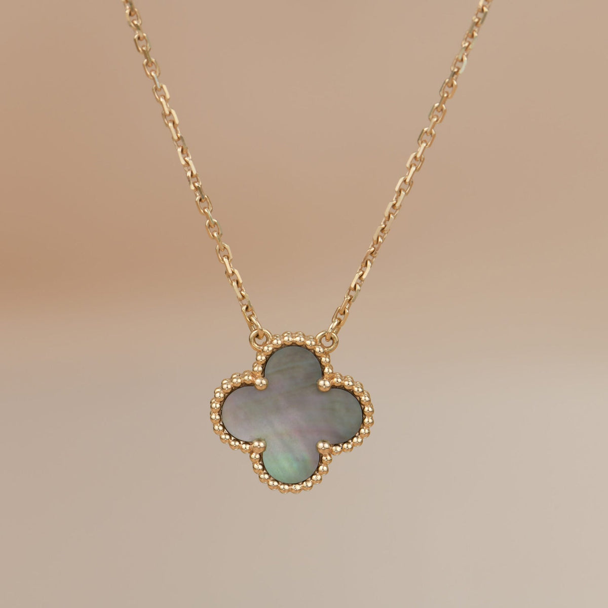 [⭐Reverie Jewels]CLOVER 15MM  GRAY MOTHER OF PEARL NECKLACE