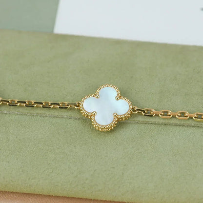 [⭐Reverie Jewels]CLOVER WHITE PEARL MOP 5 MOTIF BRACELET COLLECTION