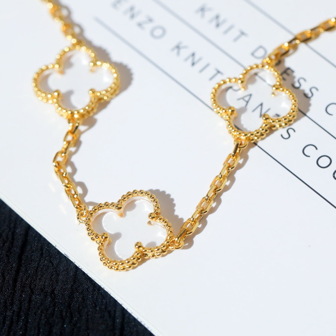 [⭐Reverie Jewels]CLOVER 5 MOTIF ROCK CRYSTAL BRACELET