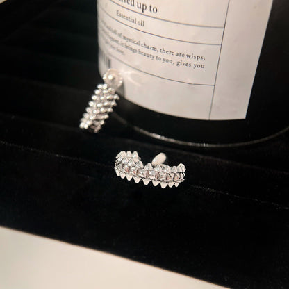 [⭐Reverie Jewels]CLASH SMALL HOOP EARRINGS