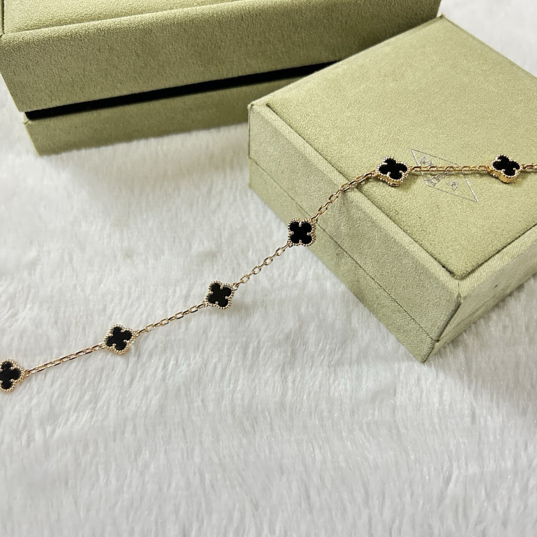 [⭐Reverie Jewels]CLOVER 6 MOTIF  ONYXS BRACELET