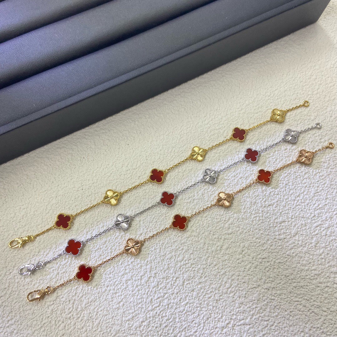 [⭐Reverie Jewels]CLOVER 6 MOTIF RED AGATE LASER BRACELET