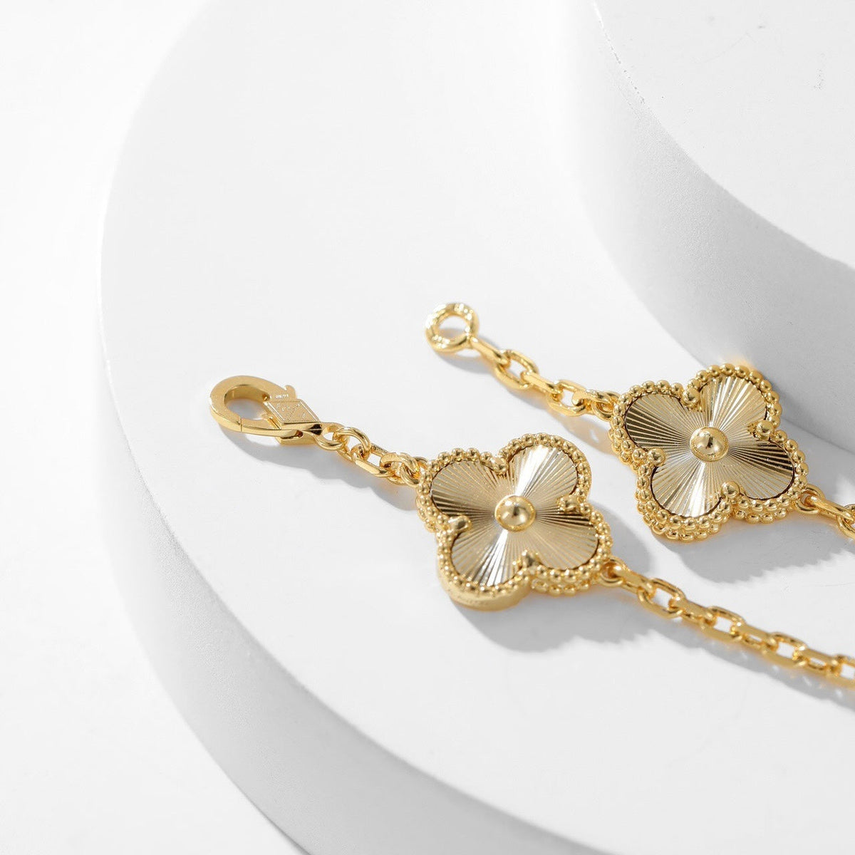 [⭐Reverie Jewels]CLOVER 10 MOTIFS LASER NECKLACE