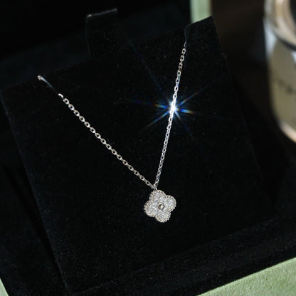 [⭐Reverie Jewels]CLOVER MINI 9.5MM PENDANT DIAMOND NECKLACE