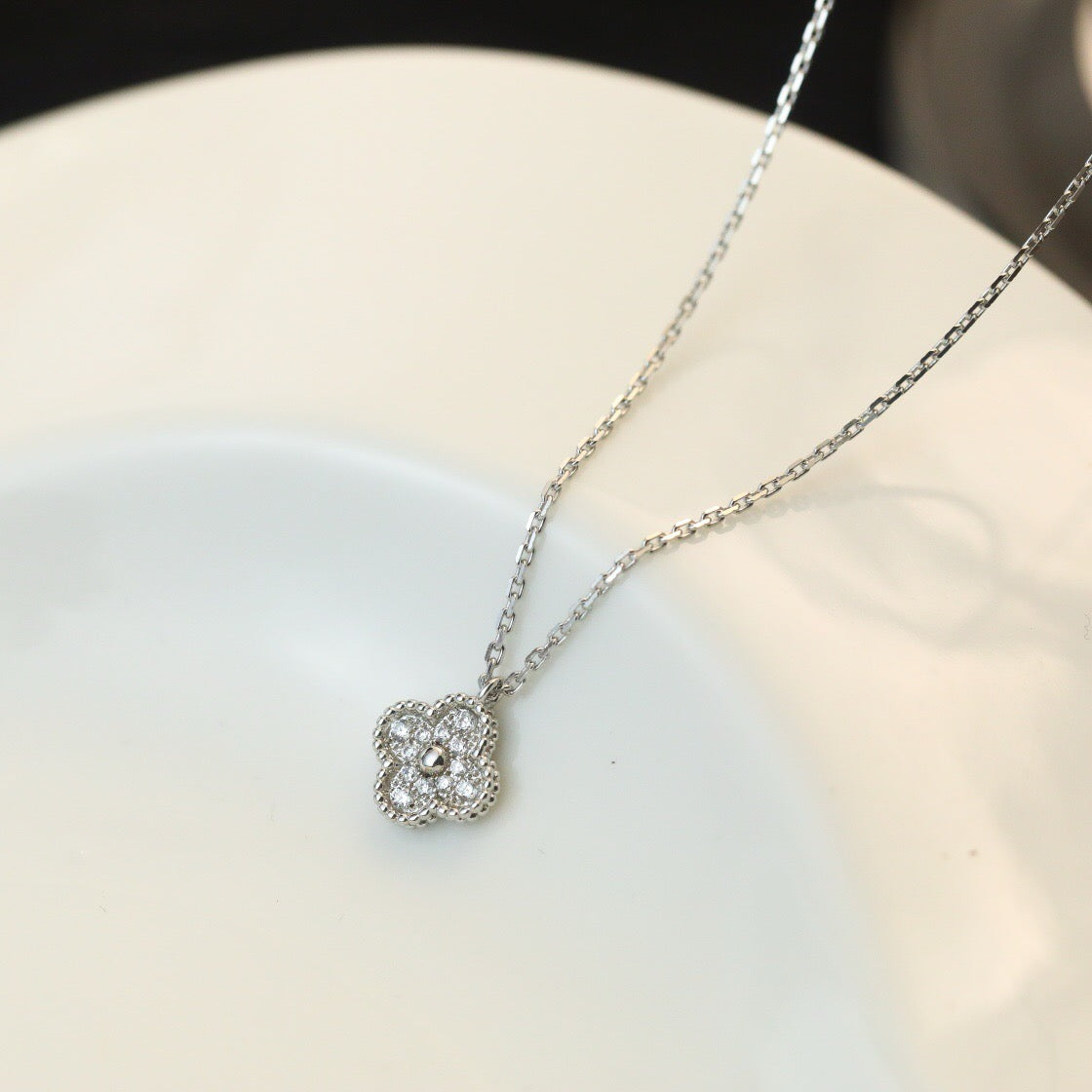 [⭐Reverie Jewels]CLOVER MINI 9.5MM PENDANT DIAMOND NECKLACE