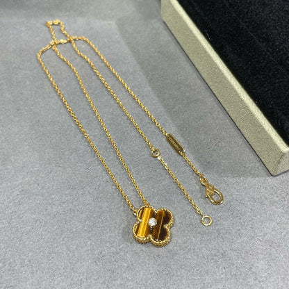 [⭐Reverie Jewels]CLOVER 15MM DIAMOND AND YELLOW TIGER'S EYE AGATE necklace