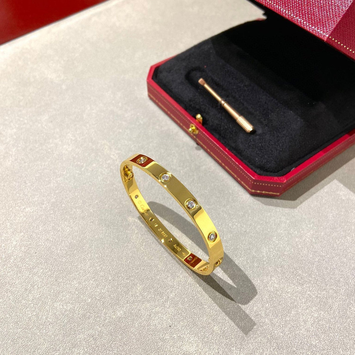 [⭐Reverie Jewels]LOVE BRACELET 6.1MM 10 DIAMONDS