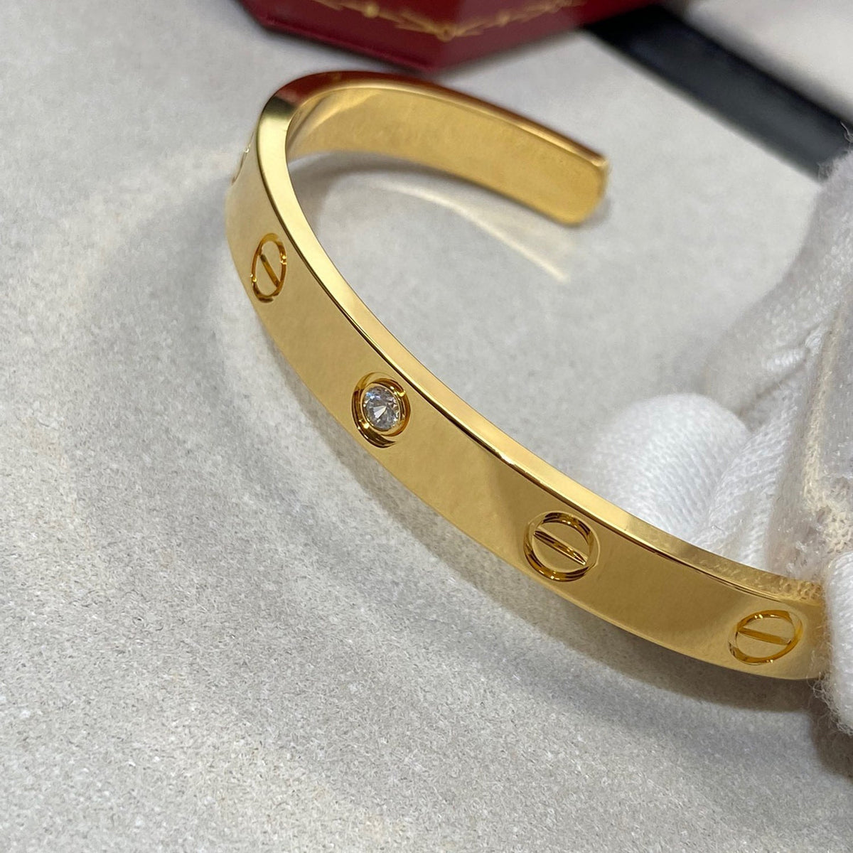 [⭐Reverie Jewels]LOVE BRACELET 6.1MM 1 DIAMOND OPEN CUFF