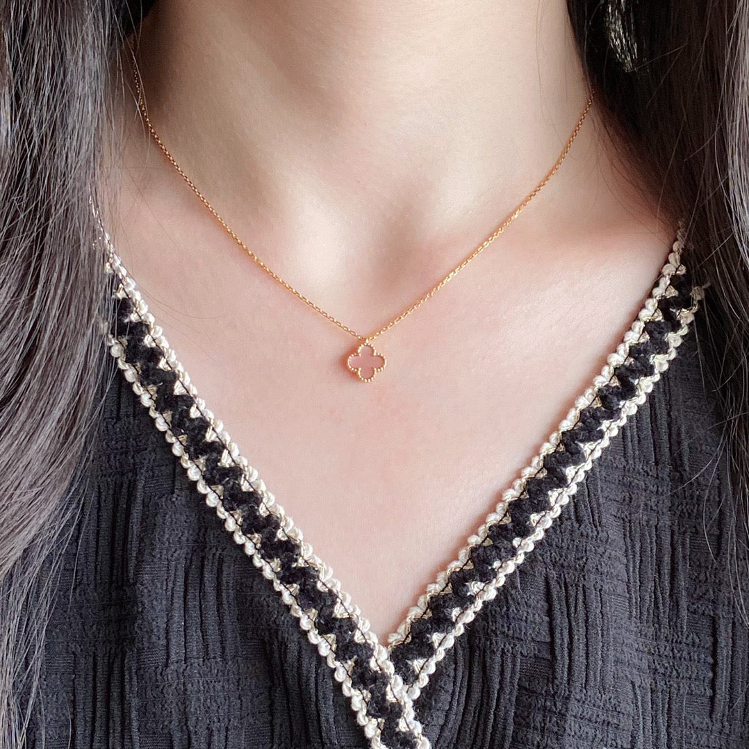 [⭐Reverie Jewels]CLOVER 15MM PINK MOTHER-OF-PEARL SINGLE FLOWER NECKLACE
