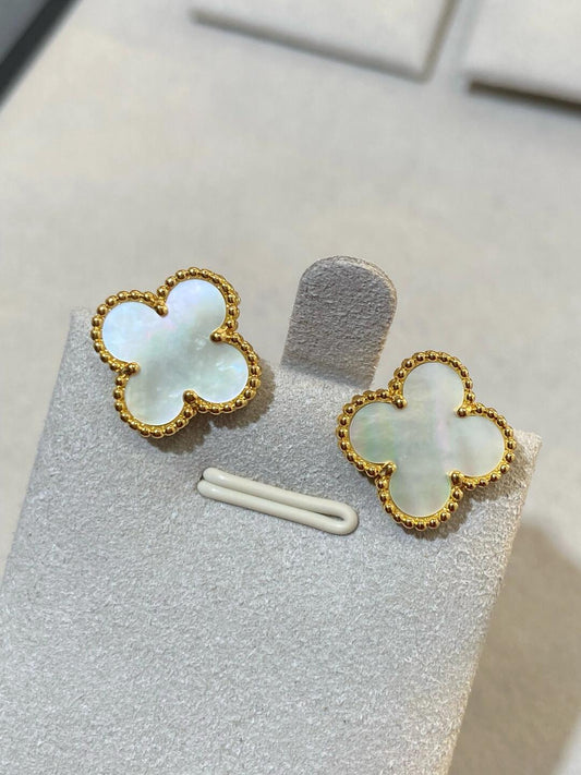 [⭐Reverie Jewels] CLOVER LARGE (20mm) 1 MOTIFS WHITE MOP STUD EARRINGS